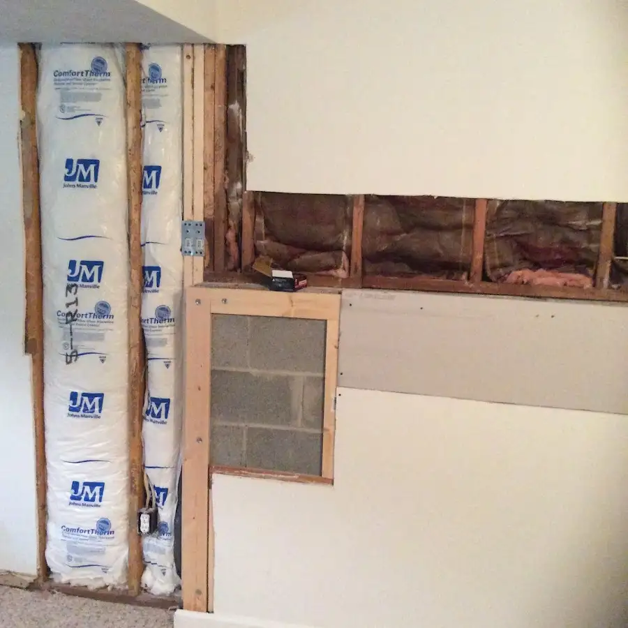 Wall insulation replacement during Structural Drying in Valley Park